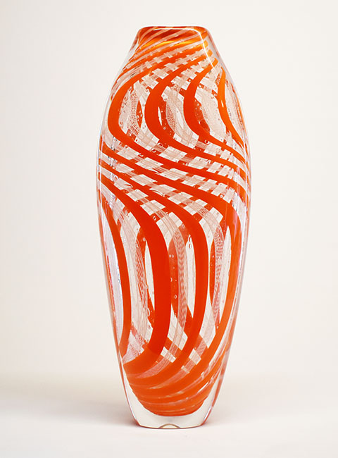 large-red-Glass-vase-by-Jiří-Pačinek